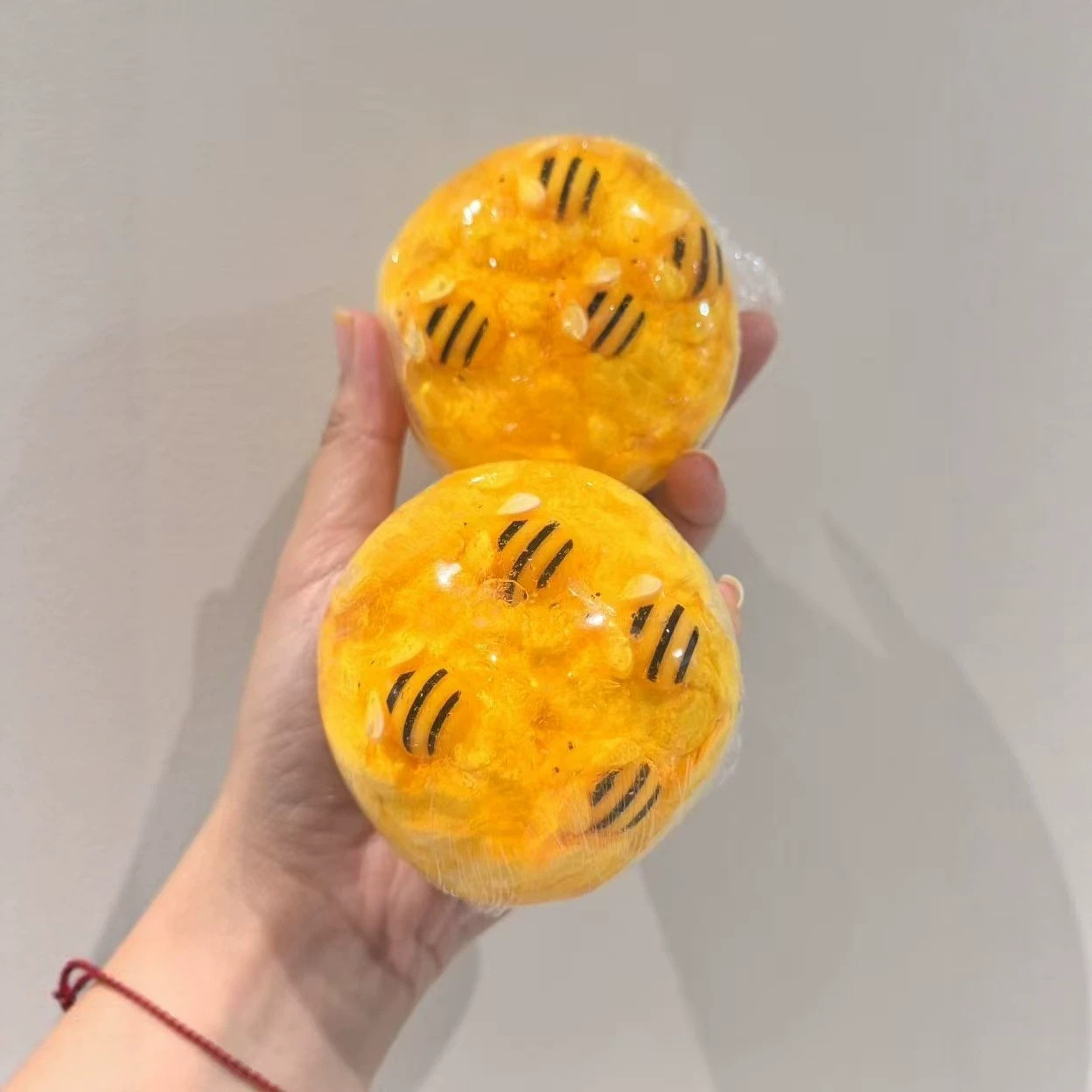 Crunchy Honey Jar Ball Squishy - Party Games For Adults And Kids 评论和价格